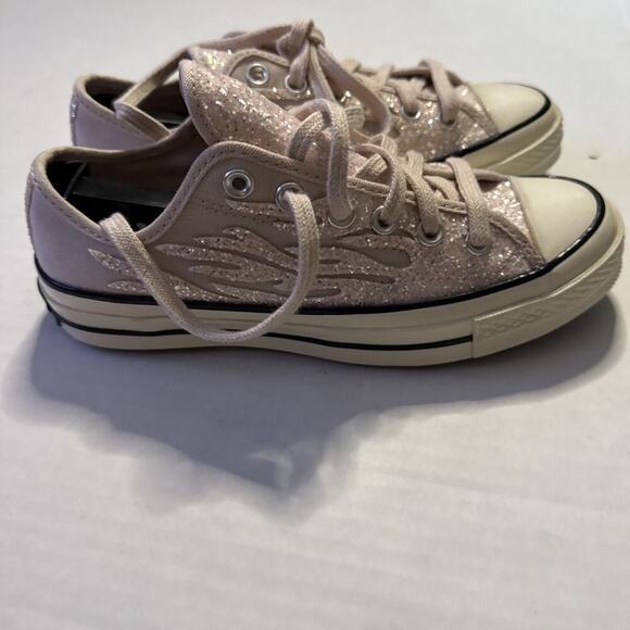 Size 7.5 Converse Chuck Taylor 70 Low Top Light Pink Glitter Flame Tennis Shoes - Picture 6 of 11